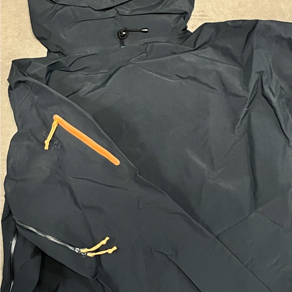 ARC’TERYX Theta SV Jacket Men’s Size Large - Picture 4 of 8